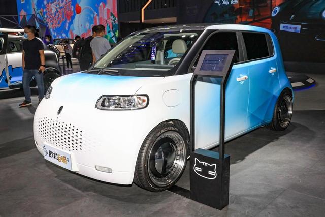 欧拉白猫电动汽车最新款2022款价格要换电池吗