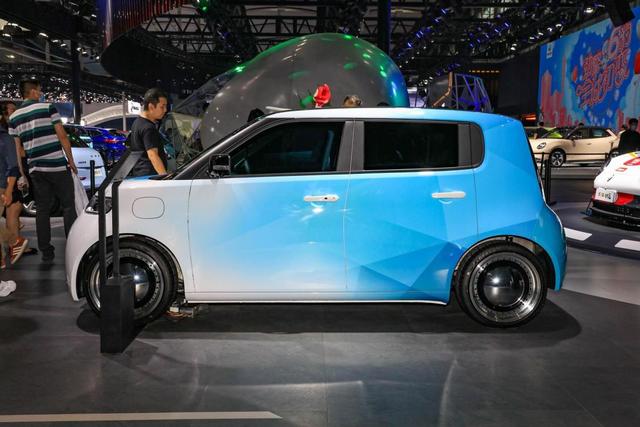 欧拉白猫电动汽车最新款2022款价格要换电池吗